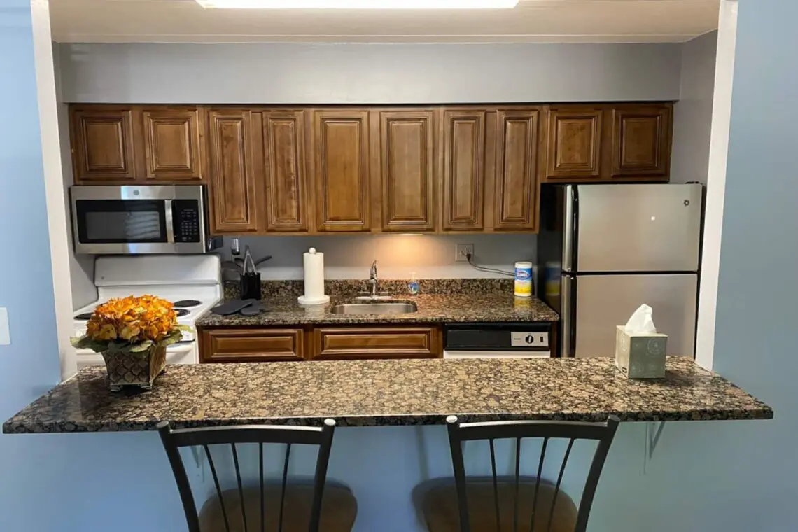 0b69e828 ae5d 403d 999d db35c5520c0b