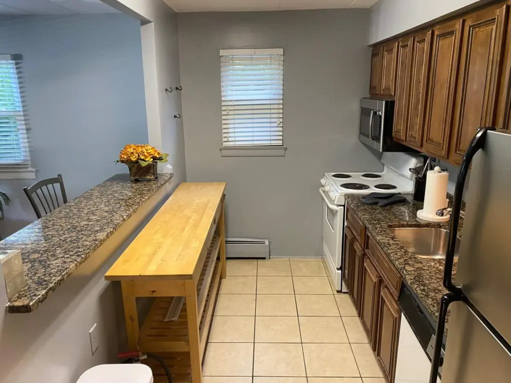 10551179 9357 4b01 be6a e86e2e94f70b