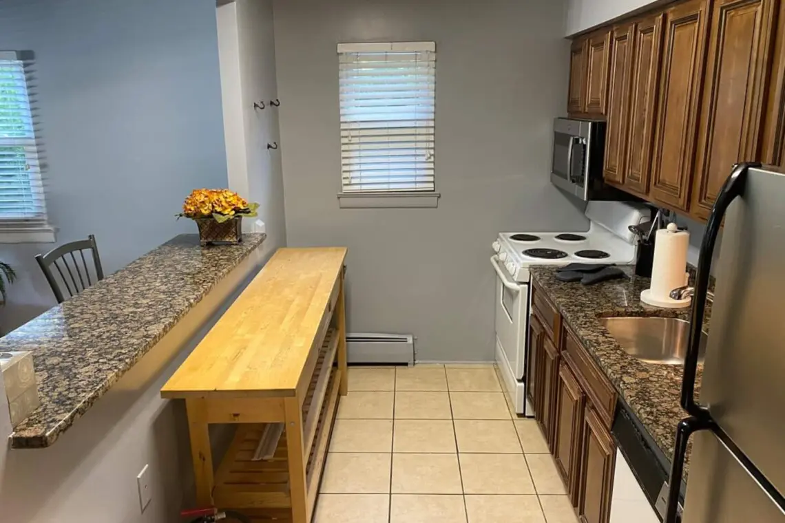 10551179 9357 4b01 be6a e86e2e94f70b