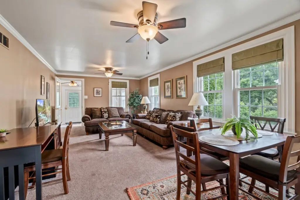 35039630 0924 494a a268 e100455eaf07