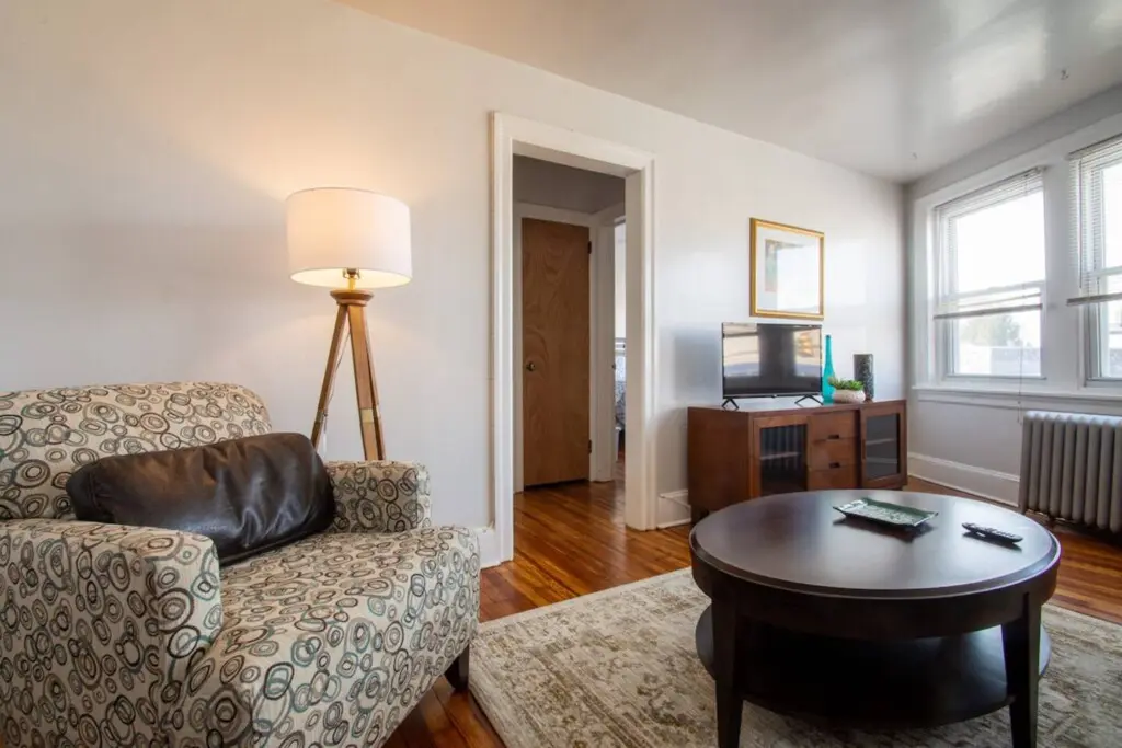 b7ffceee 9bd6 4ebe 8b4c 31ac7c2fbee4