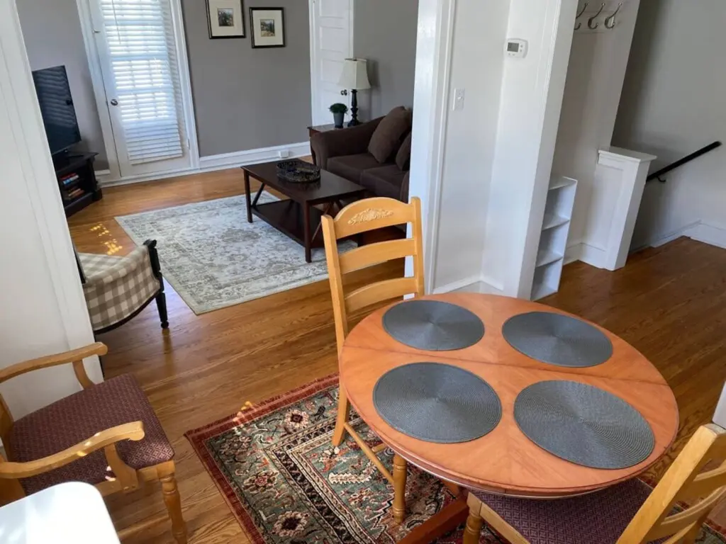 e339e395 9e9d 4523 b45e d075db8f506f