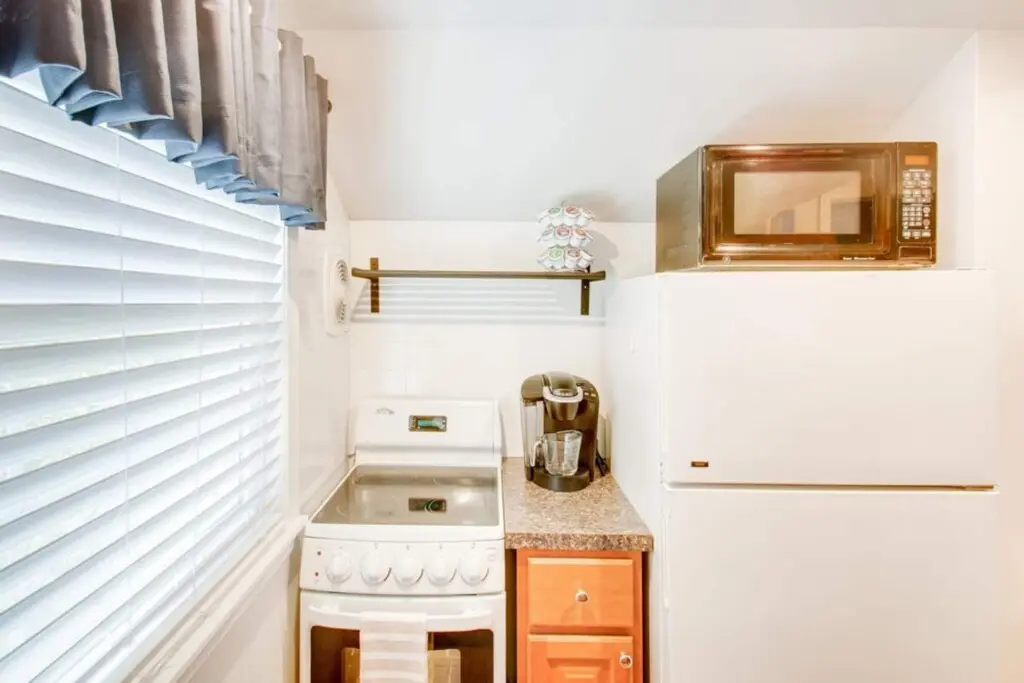 f0d8f54a 8f9a 48eb 858b 988095743018