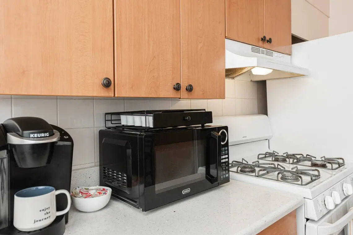 073cae44 035a 4c31 9b56 f4af690d6898