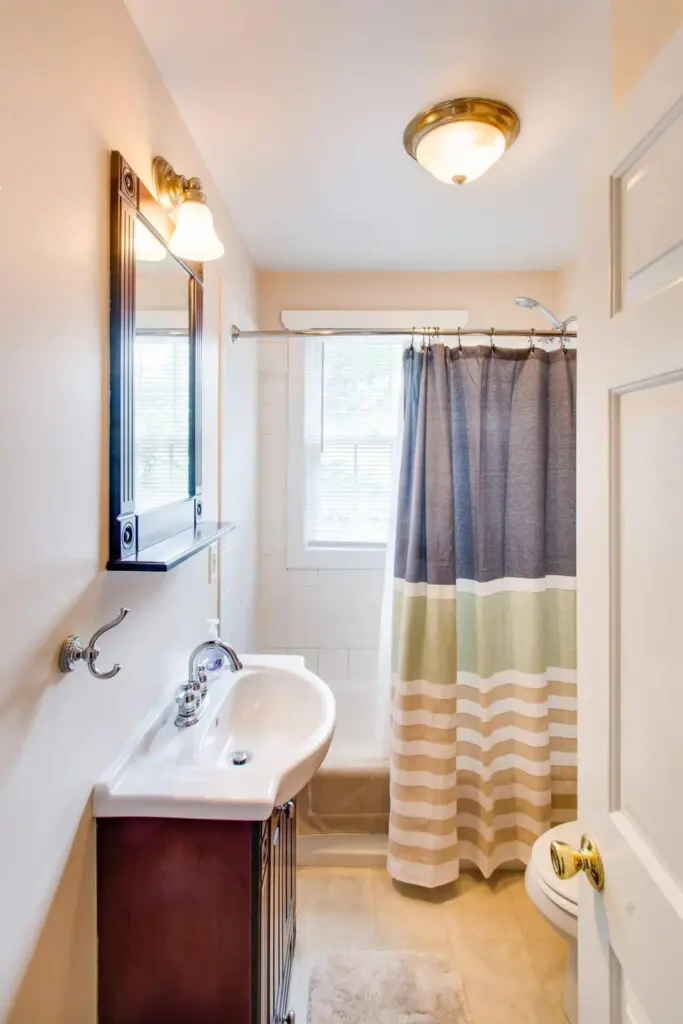 15048621 03c5 4340 bba5 6c637b18e267