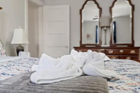 294e17e6 f780 4ecd 8a8d ff1949546e06