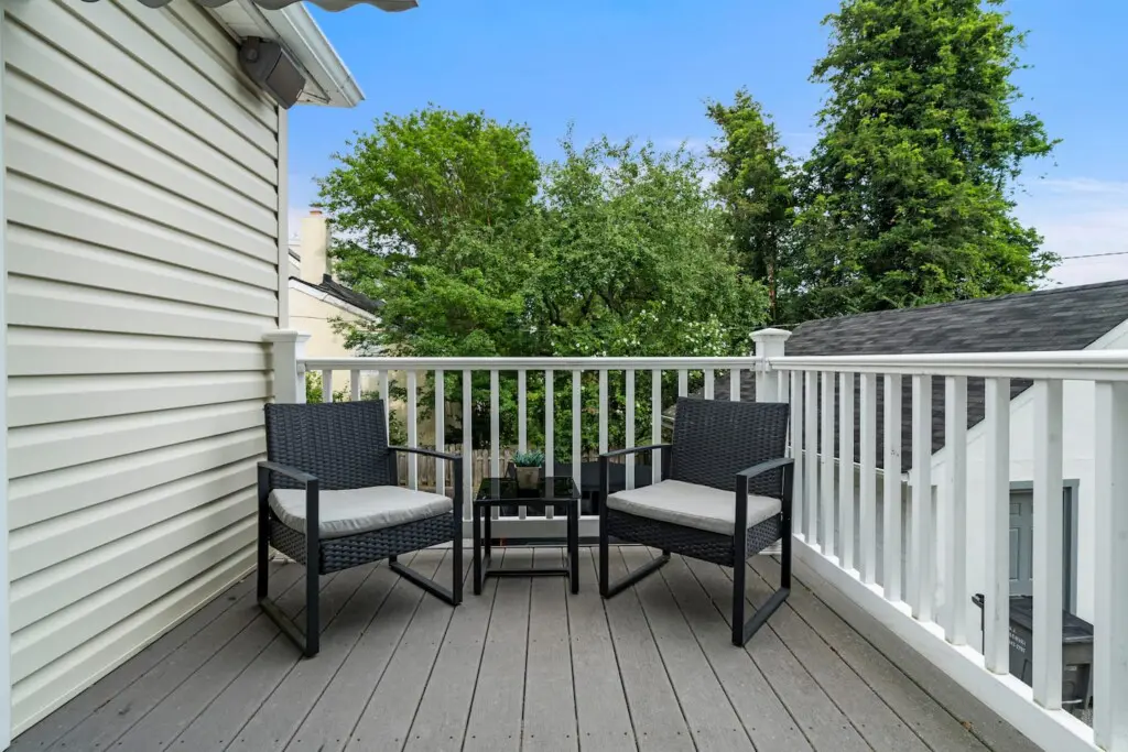 77e794b5 c877 4233 a106 b5c4ceb23929