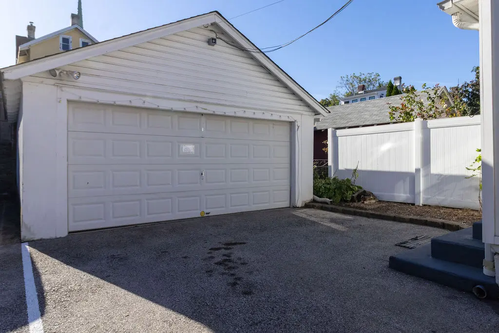 8719ec0f 5425 4ab4 8582 3667ba18ee10