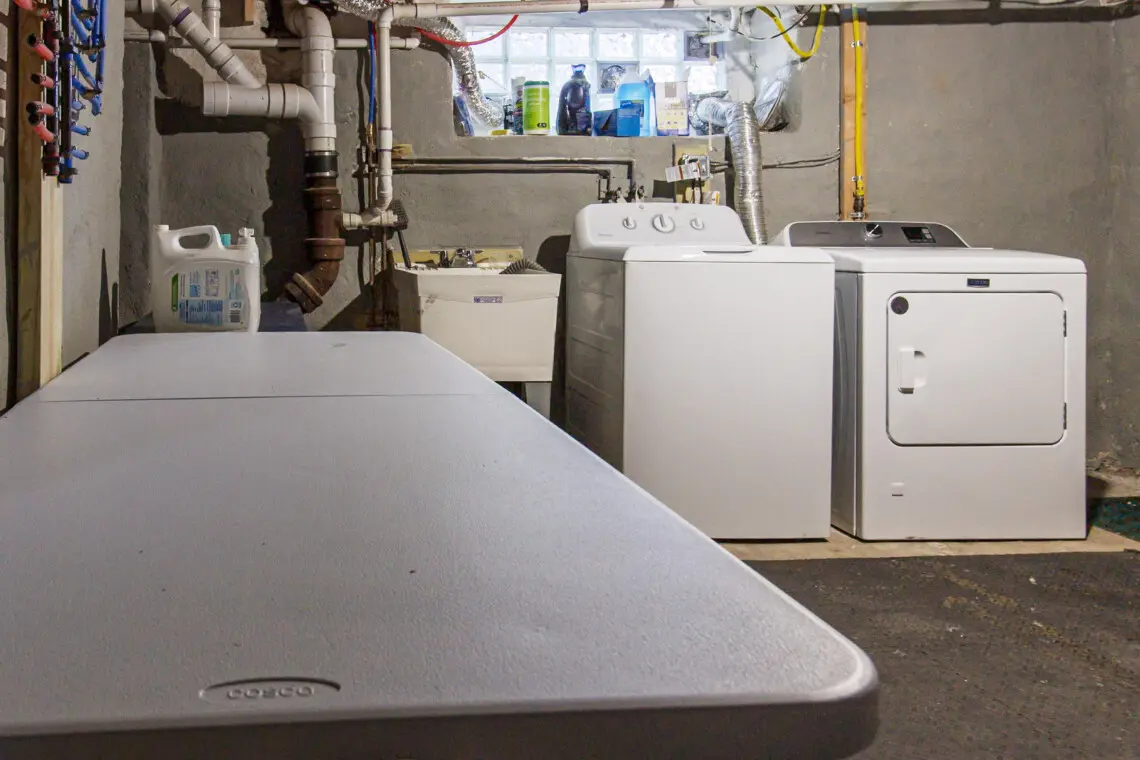 8aa03515 c575 4964 94b9 89886be97e5e