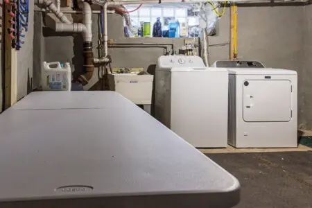 8aa03515 c575 4964 94b9 89886be97e5e