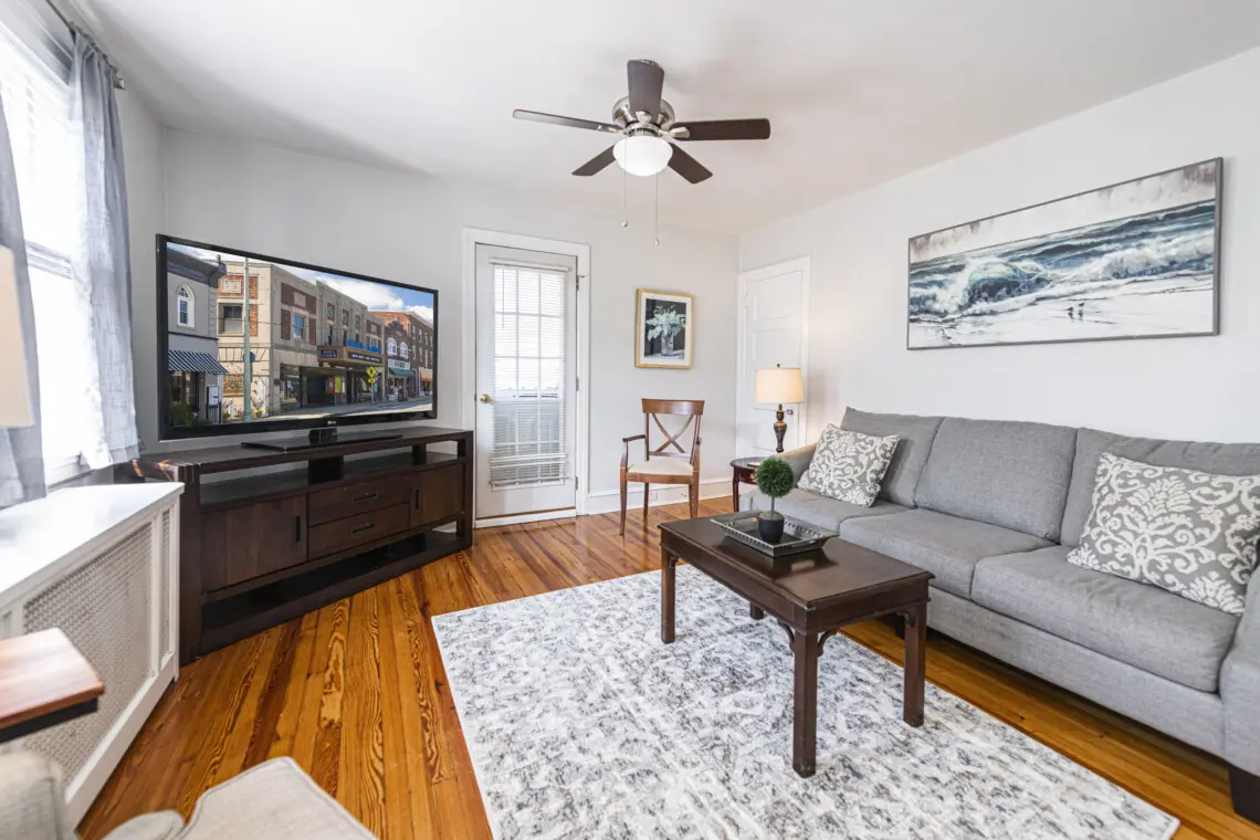 d43a4181 6097 4a52 9078 88c57d7a1206