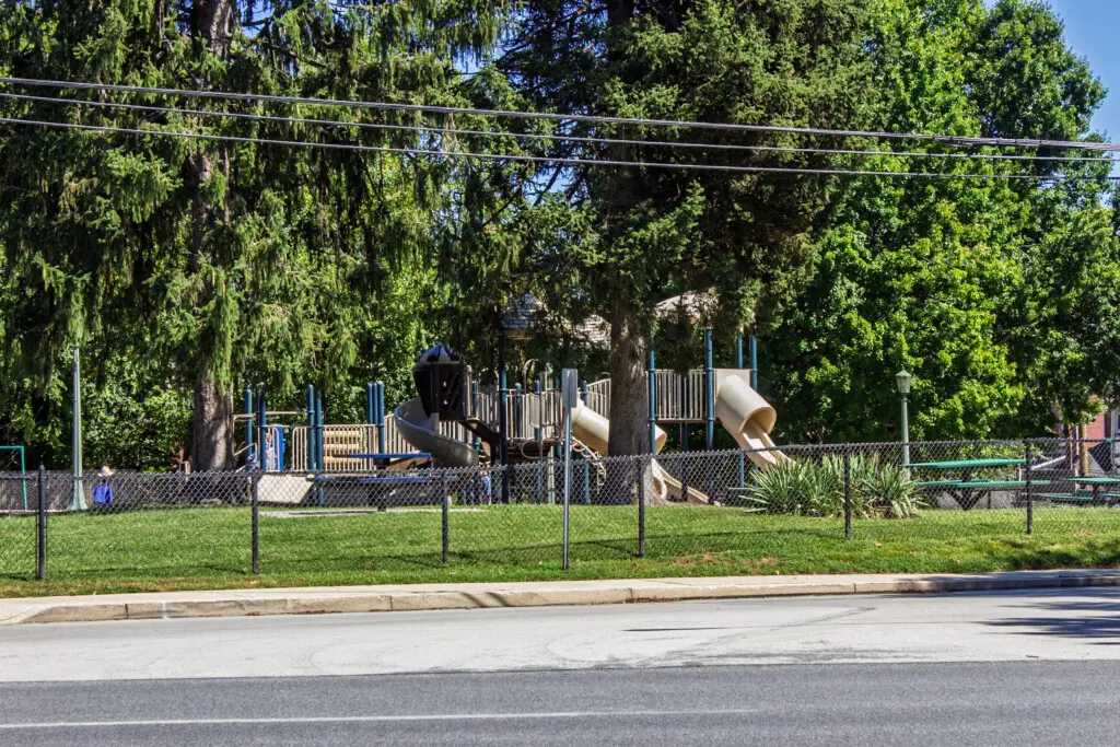 eb3bad98 a818 418f 92cf f5b14245b944