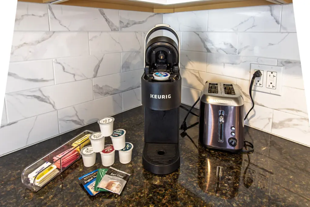 eeae6269 4359 4057 ab9b bd40a62bfee9