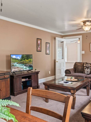 2f5895c7 a8e4 4cc5 b57c 7ad96c2a7176